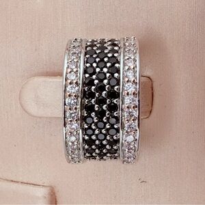 Joshiny Brand Black & Clear Stones Silver Color Ring Size 5-1/2